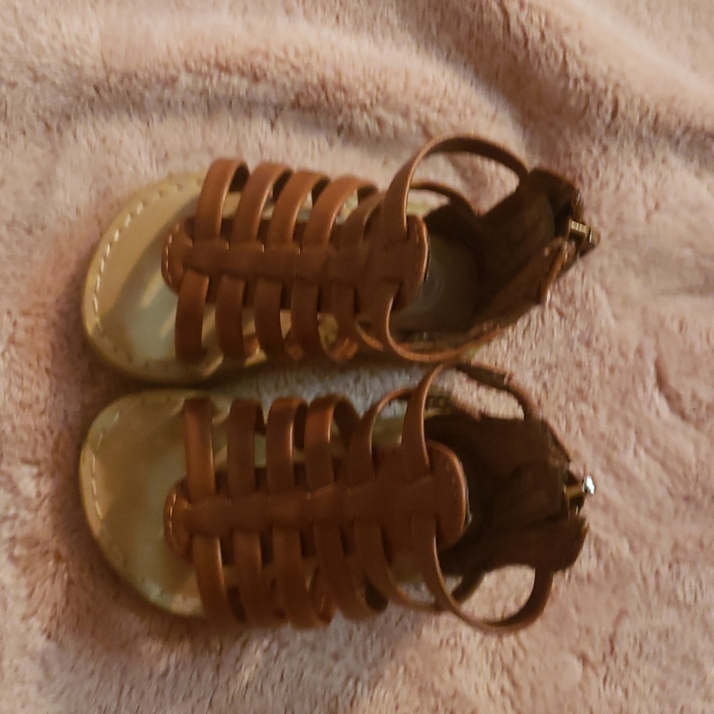 8/$35 Sandals - Picture 3 of 3